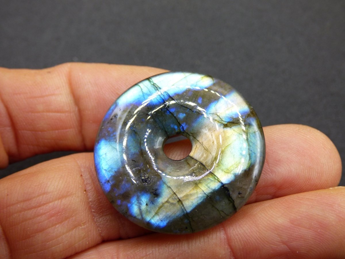 Labradorit ~ 30mm Donut ~ Edelstein Kette blau schimmernd Natur Rarität Schutzsymbol Heilstein Kristall Geschenk Er Sie Flash Anhänger - Art of Nature Berlin