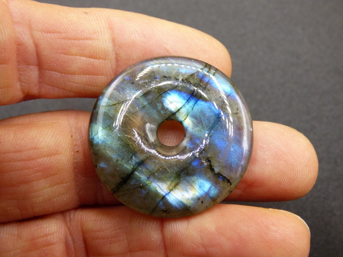 Labradorit ~ 30mm Donut ~ Edelstein Kette blau schimmernd Natur Rarität Schutzsymbol Heilstein Kristall Geschenk Er Sie Flash Anhänger - Art of Nature Berlin
