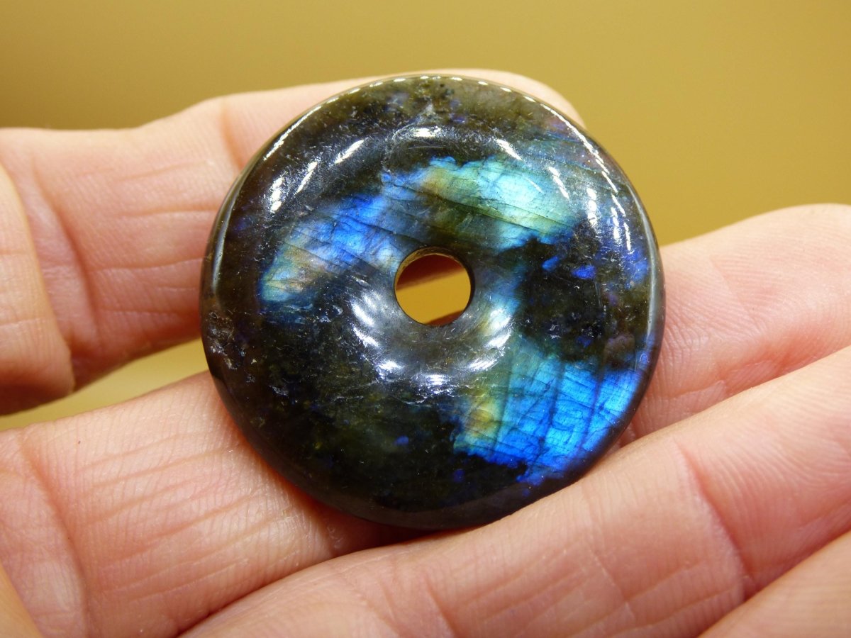 Labradorit ~ 30mm Donut ~ Edelstein Kette blau schimmernd Natur Rarität Schutzsymbol Heilstein Kristall Geschenk Er Sie Flash Anhänger - Art of Nature Berlin