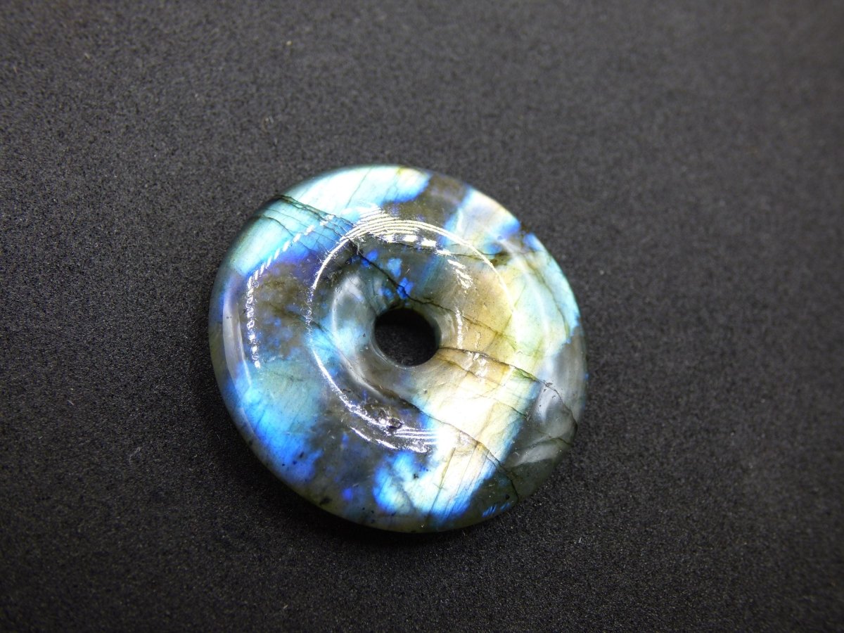 Labradorit ~ 30mm Donut ~ Edelstein Kette blau schimmernd Natur Rarität Schutzsymbol Heilstein Kristall Geschenk Er Sie Flash Anhänger - Art of Nature Berlin