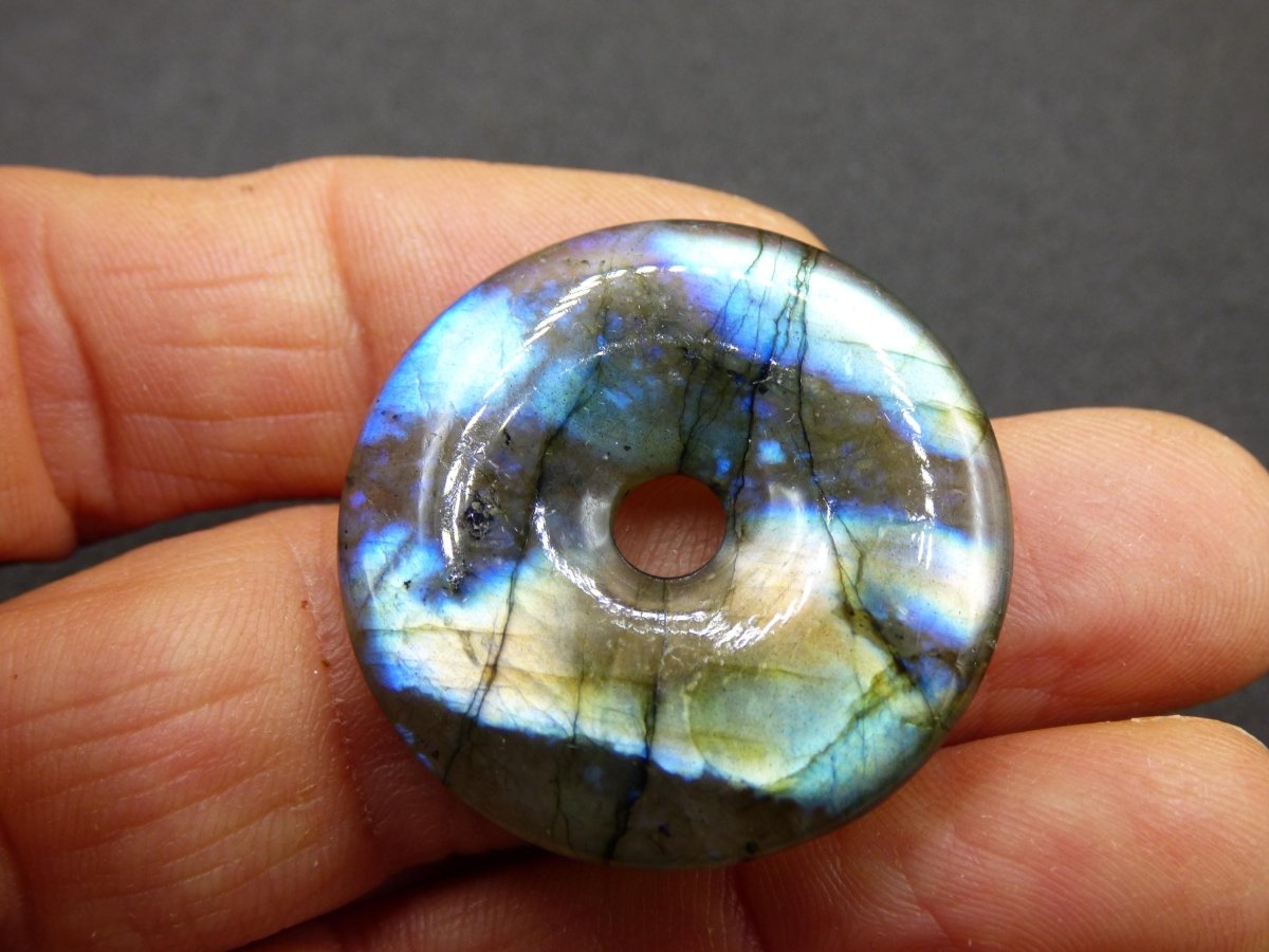 Labradorit ~ 30mm Donut ~ Edelstein Kette blau schimmernd Natur Rarität Schutzsymbol Heilstein Kristall Geschenk Er Sie Flash Anhänger - Art of Nature Berlin