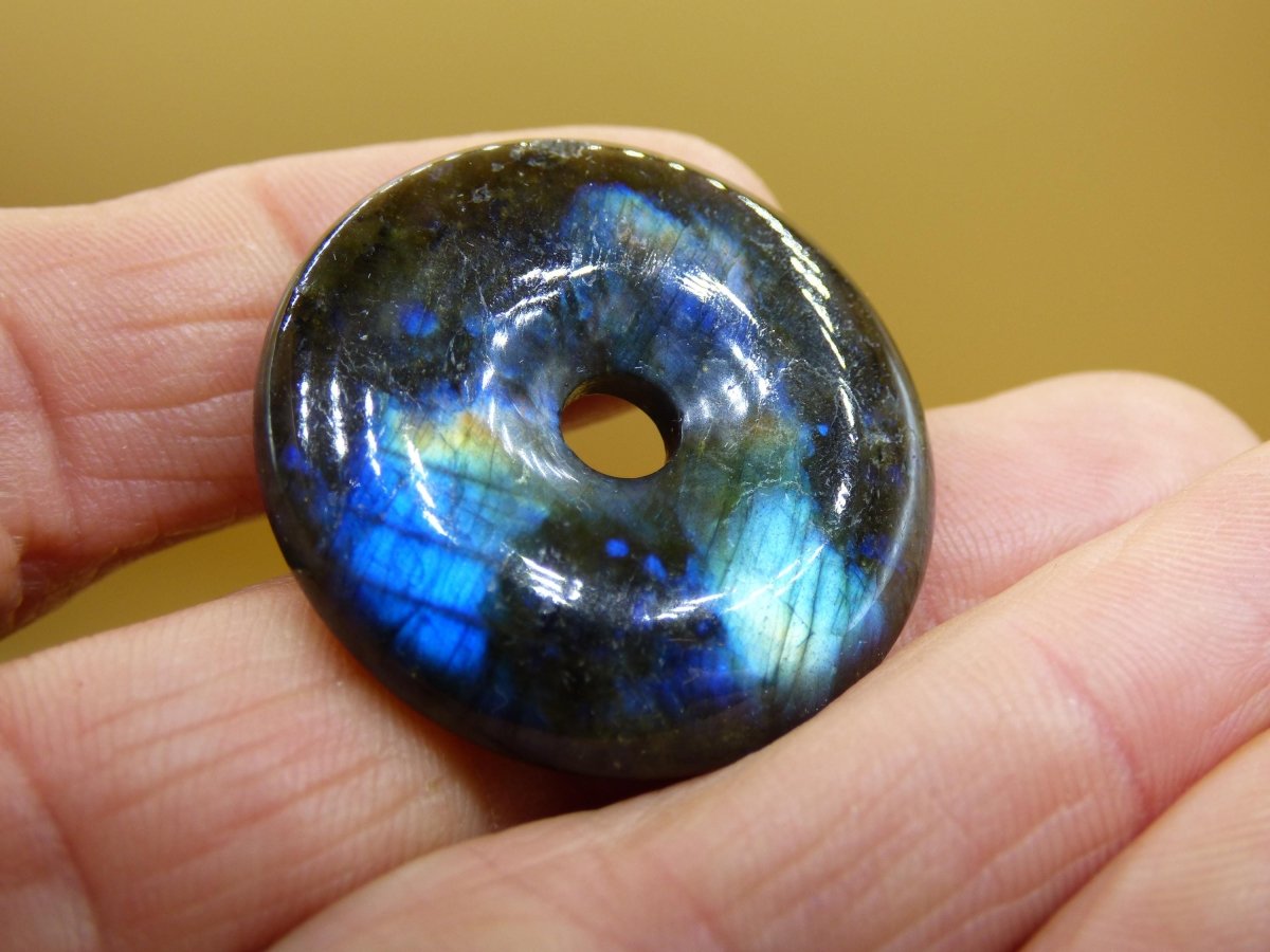 Labradorit ~ 30mm Donut ~ Edelstein Kette blau schimmernd Natur Rarität Schutzsymbol Heilstein Kristall Geschenk Er Sie Flash Anhänger - Art of Nature Berlin