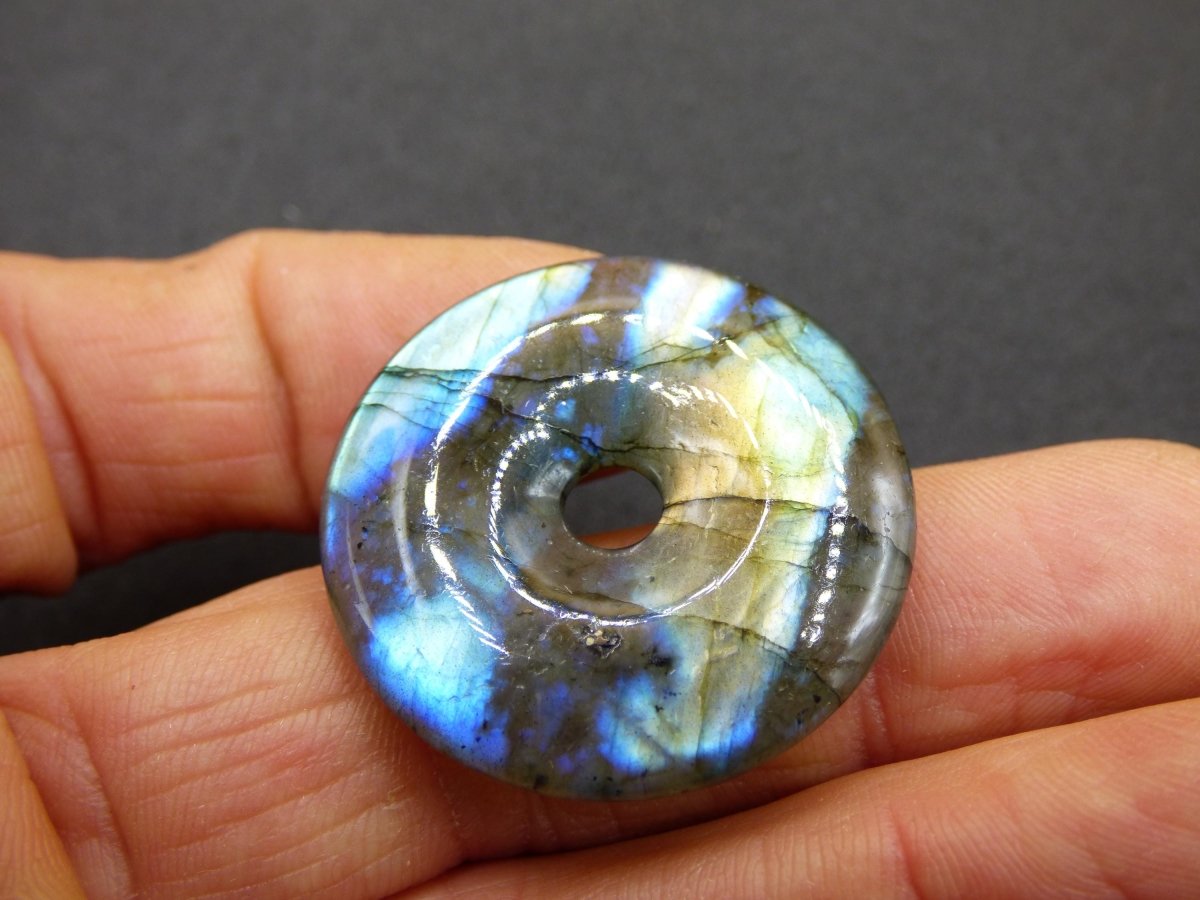 Labradorit ~ 30mm Donut ~ Edelstein Kette blau schimmernd Natur Rarität Schutzsymbol Heilstein Kristall Geschenk Er Sie Flash Anhänger - Art of Nature Berlin