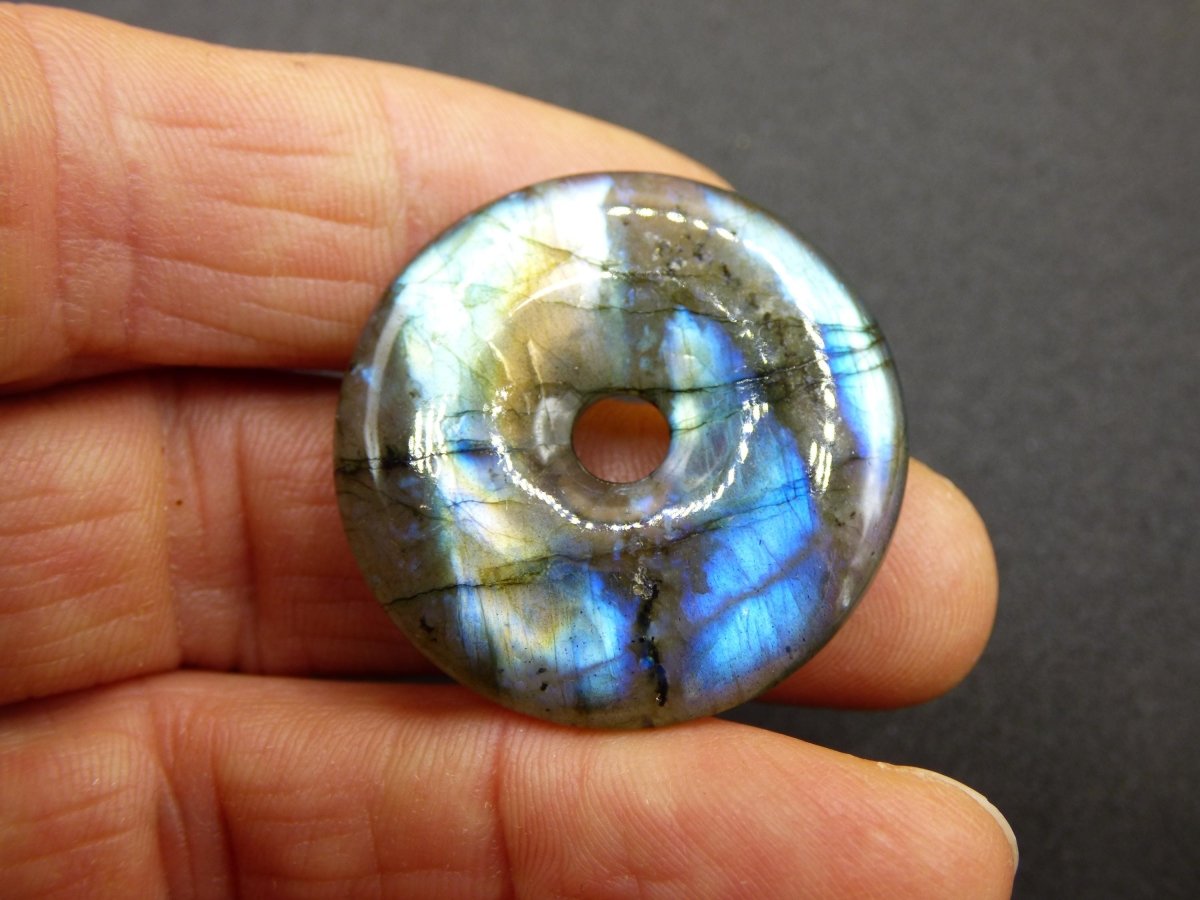 Labradorit ~ 30mm Donut ~ Edelstein Kette blau schimmernd Natur Rarität Schutzsymbol Heilstein Kristall Geschenk Er Sie Flash Anhänger - Art of Nature Berlin