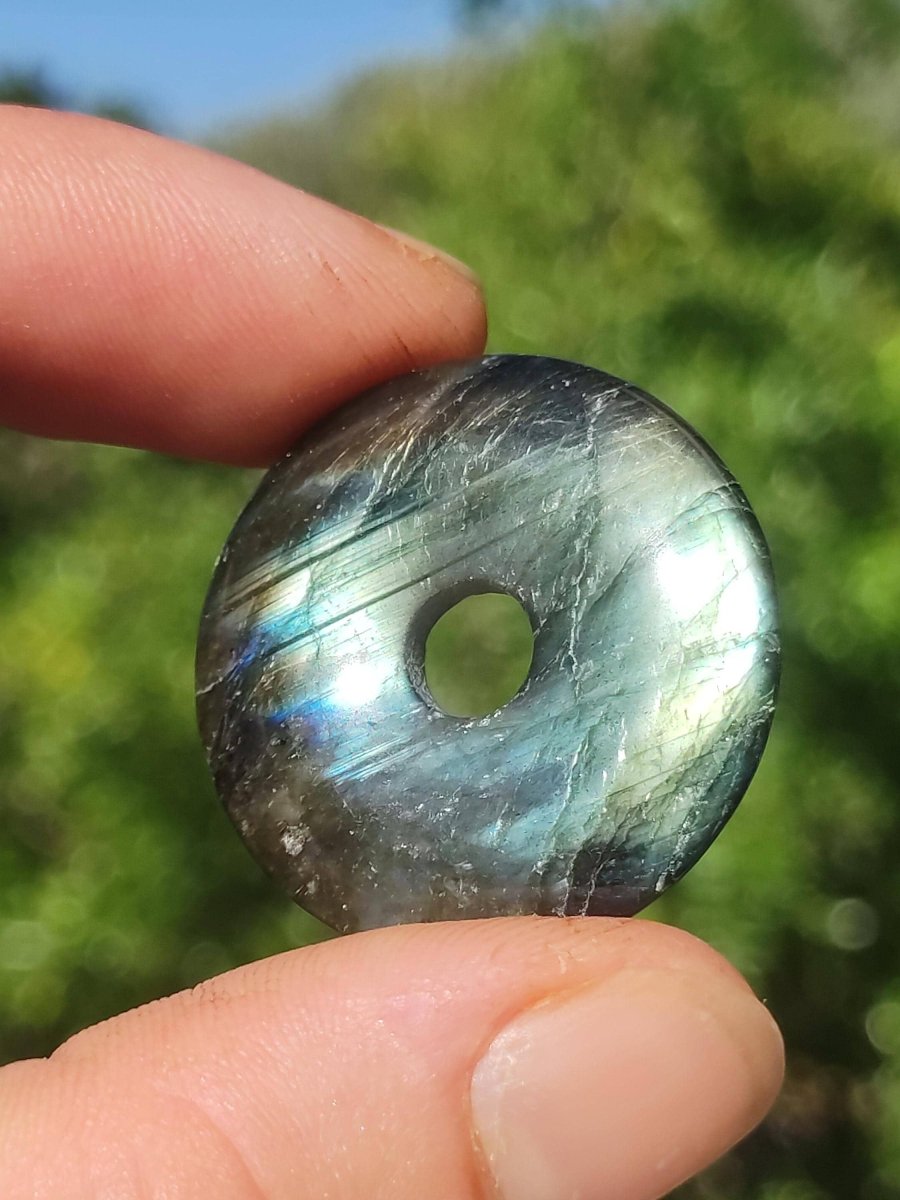 Labradorit ~ 30mm Donut ~ Edelstein Kette blau schimmernd Natur Rarität Schutzsymbol Heilstein Kristall HIPPIE GOA Boho Tibet Ethno - Art of Nature Berlin