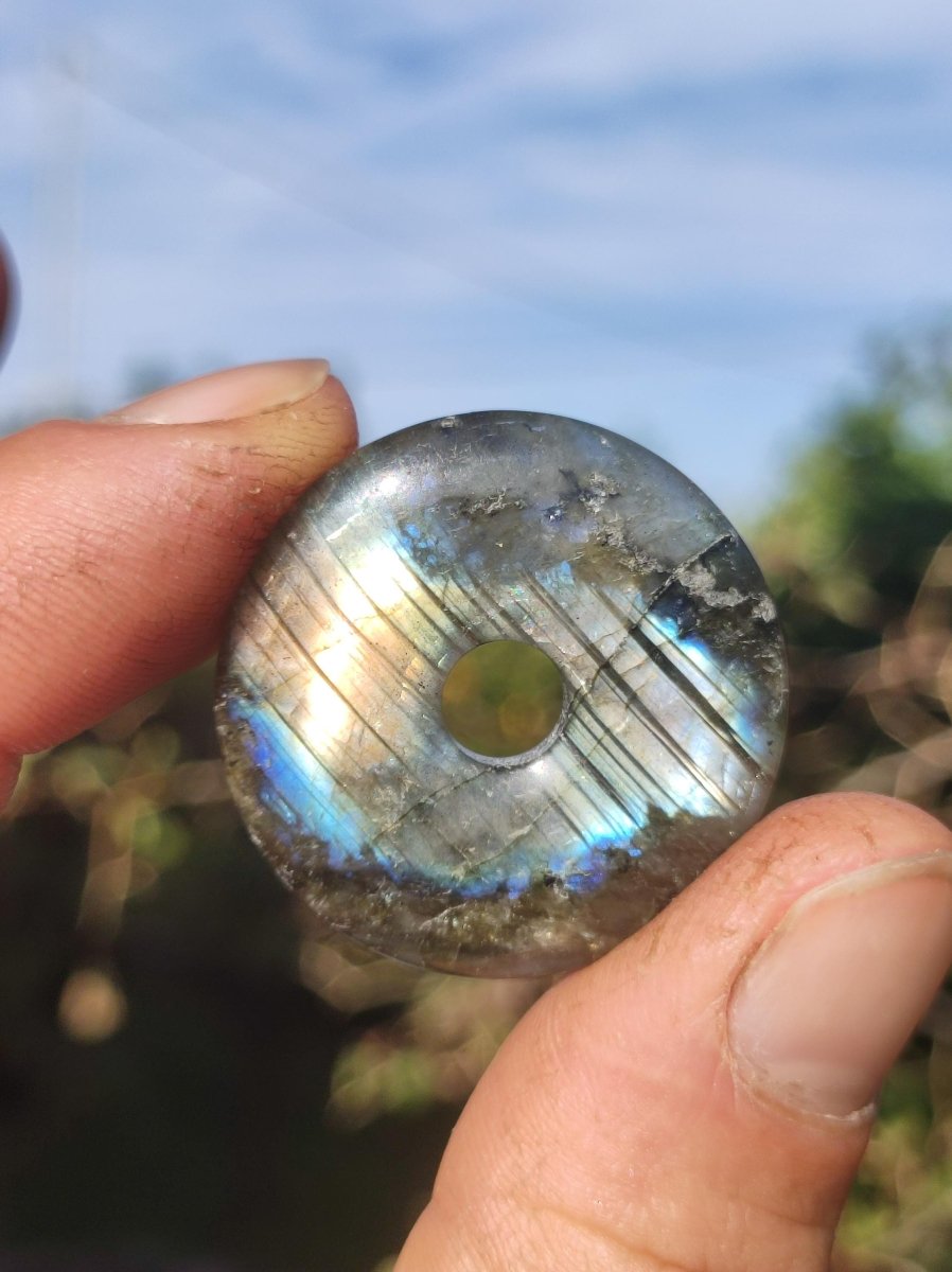 Labradorit ~ 30mm Donut ~ Edelstein Kette blau schimmernd Natur Rarität Schutzsymbol Heilstein Kristall HIPPIE GOA Boho Tibet Ethno - Art of Nature Berlin