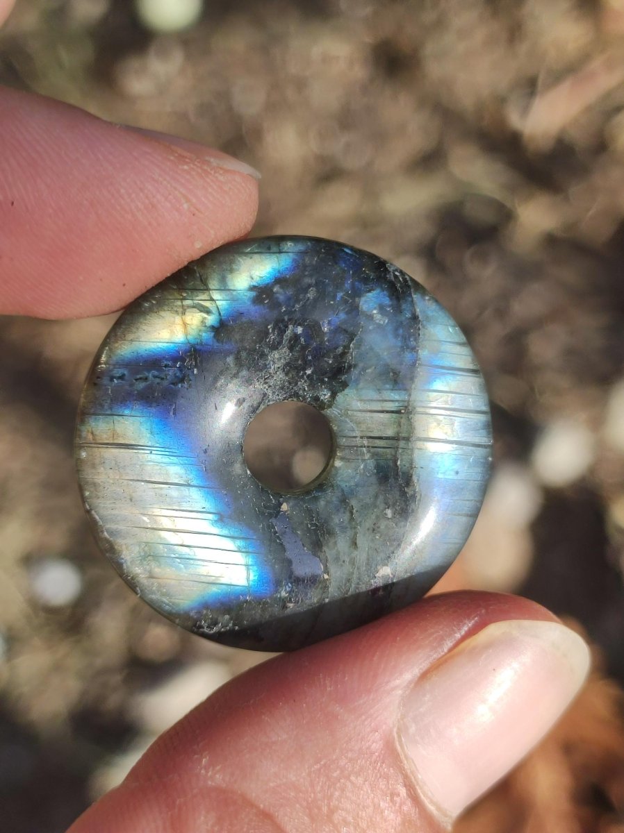 Labradorit ~ 30mm Donut ~ Edelstein Kette blau schimmernd Natur Rarität Schutzsymbol Heilstein Kristall HIPPIE GOA Boho Tibet Ethno - Art of Nature Berlin