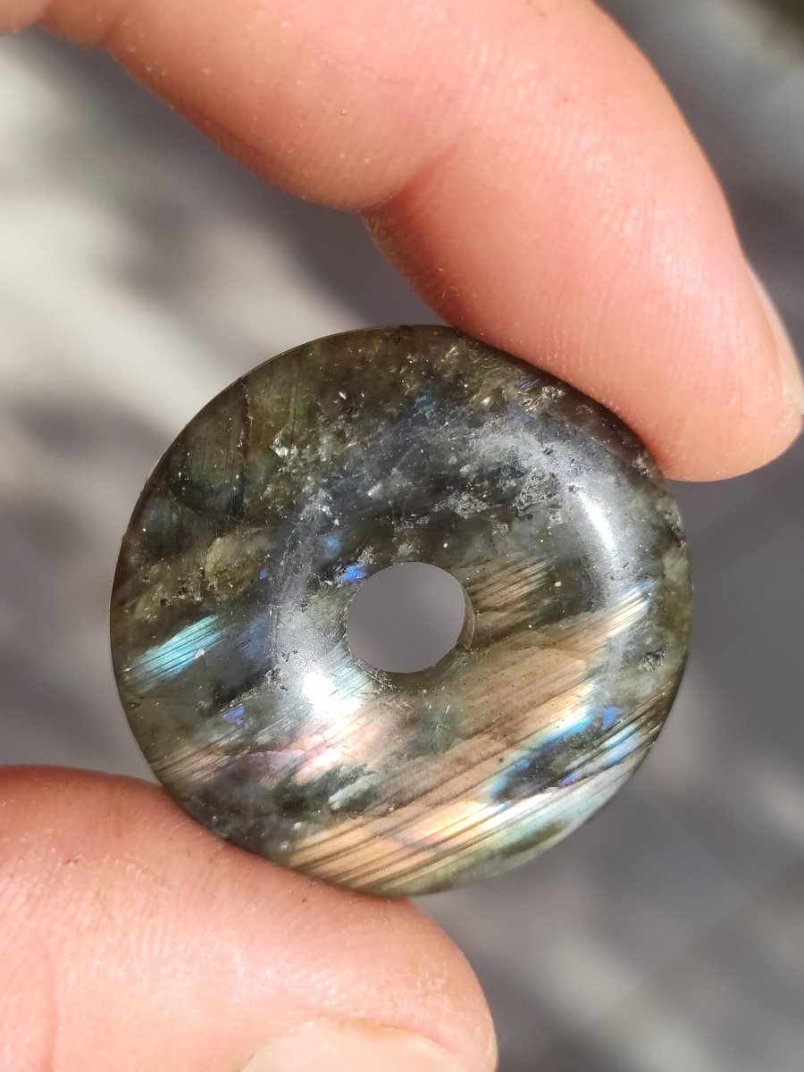 Labradorit ~ 30mm Donut ~ Edelstein Kette blau schimmernd Natur Rarität Schutzsymbol Heilstein Kristall HIPPIE GOA Boho Tibet Ethno - Art of Nature Berlin
