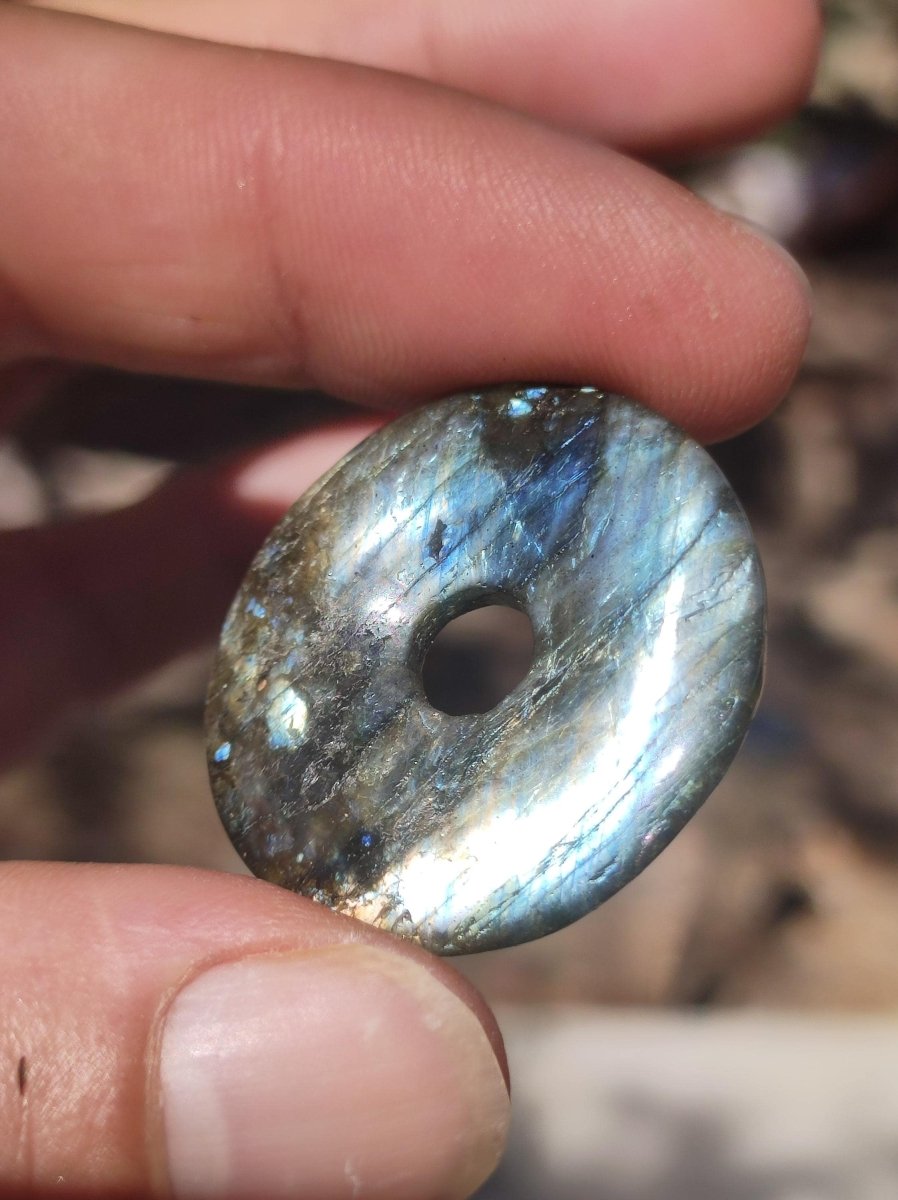Labradorit ~ 30mm Donut ~ Edelstein Kette blau schimmernd Natur Rarität Schutzsymbol Heilstein Kristall HIPPIE GOA Boho Tibet Ethno - Art of Nature Berlin