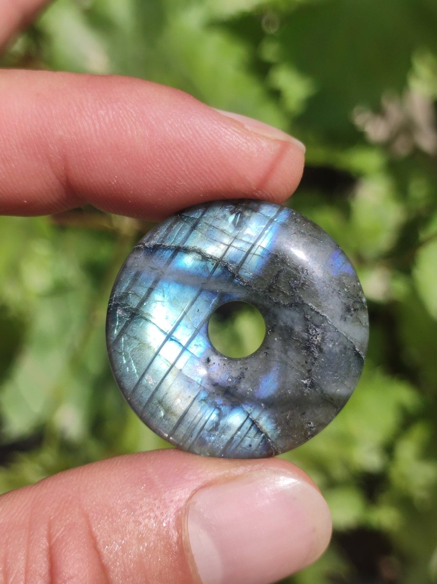 Labradorit ~ 30mm Donut ~ Edelstein Kette blau schimmernd Natur Rarität Schutzsymbol Heilstein Kristall HIPPIE GOA Boho Tibet Ethno - Art of Nature Berlin