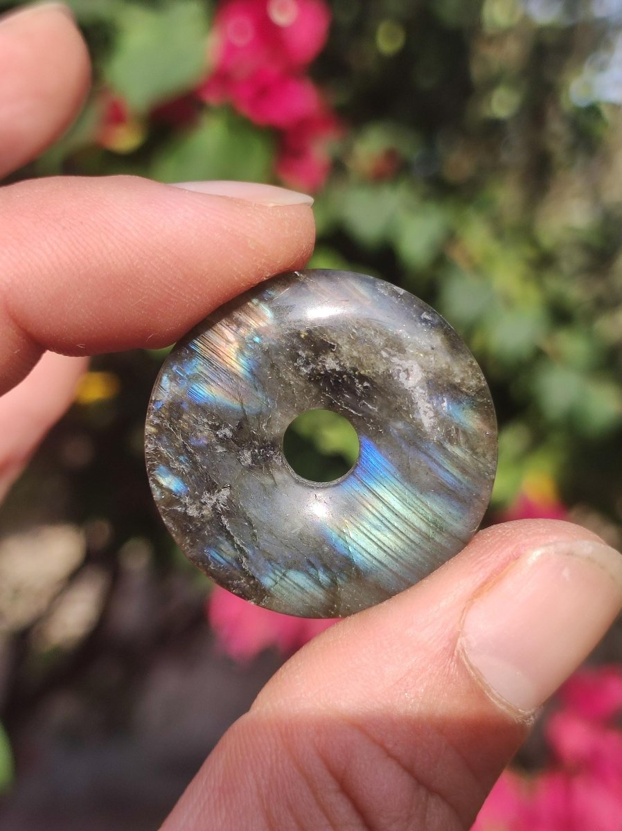Labradorit ~ 30mm Donut ~ Edelstein Kette blau schimmernd Natur Rarität Schutzsymbol Heilstein Kristall HIPPIE GOA Boho Tibet Ethno - Art of Nature Berlin