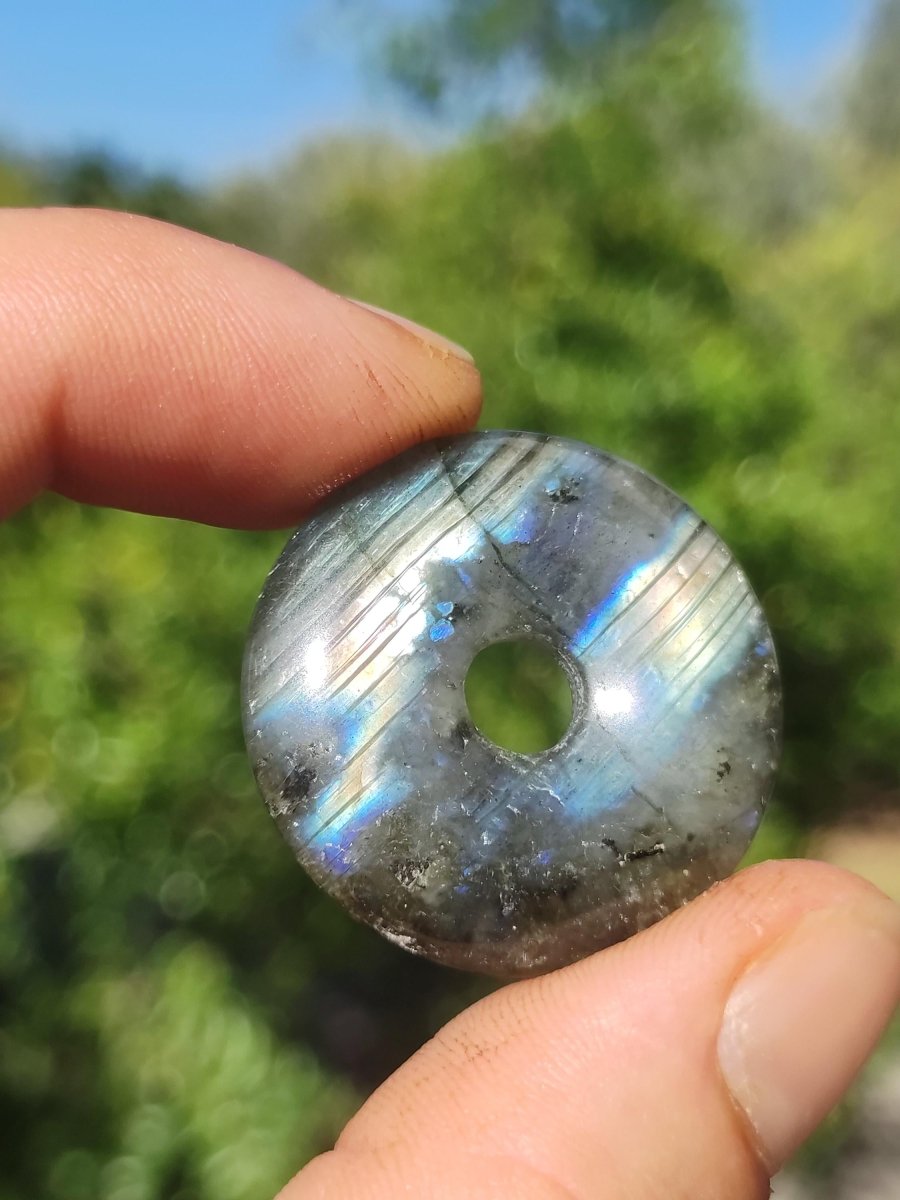 Labradorit ~ 30mm Donut ~ Edelstein Kette blau schimmernd Natur Rarität Schutzsymbol Heilstein Kristall HIPPIE GOA Boho Tibet Ethno - Art of Nature Berlin