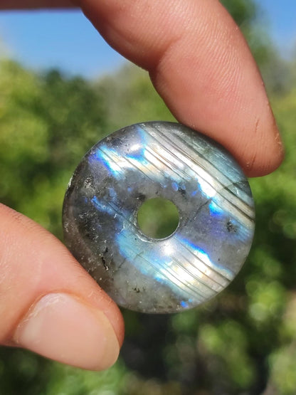 Labradorit ~ 30mm Donut ~ Edelstein Kette blau schimmernd Natur Rarität Schutzsymbol Heilstein Kristall HIPPIE GOA Boho Tibet Ethno - Art of Nature Berlin