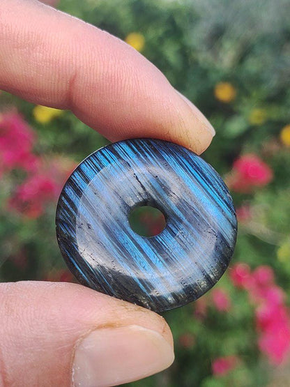 Labradorit ~ 30mm Donut ~ Edelstein Kette blau schimmernd Natur Rarität Schutzsymbol Heilstein Kristall HIPPIE GOA Boho Tibet Ethno - Art of Nature Berlin