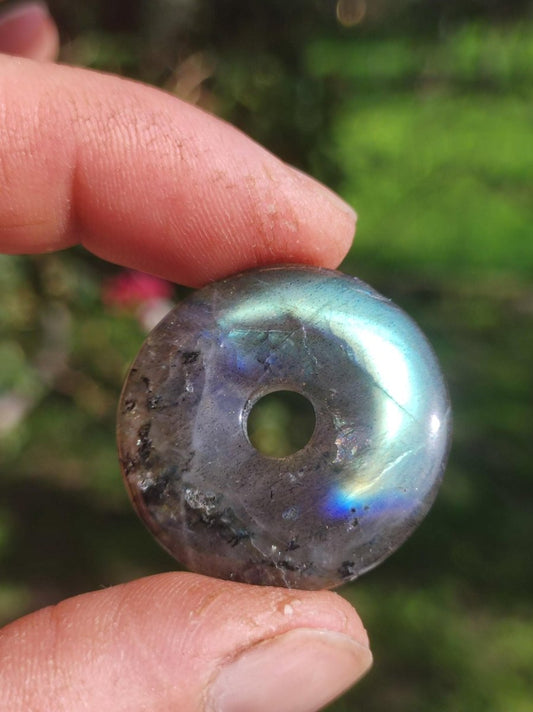 Labradorit ~ 30mm Donut ~ Edelstein Kette blau schimmernd Natur Rarität Schutzsymbol Heilstein Kristall HIPPIE GOA Boho Tibet Ethno - Art of Nature Berlin