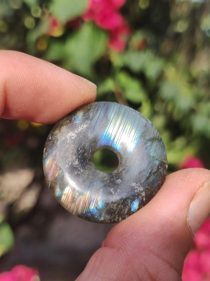 Labradorit ~ 30mm Donut ~ Edelstein Kette blau schimmernd Natur Rarität Schutzsymbol Heilstein Kristall HIPPIE GOA Boho Tibet Ethno - Art of Nature Berlin