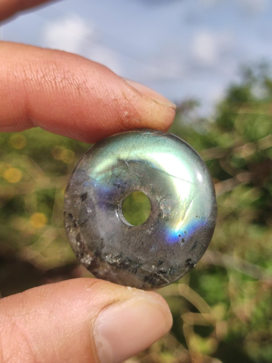 Labradorit ~ 30mm Donut ~ Edelstein Kette blau schimmernd Natur Rarität Schutzsymbol Heilstein Kristall HIPPIE GOA Boho Tibet Ethno - Art of Nature Berlin