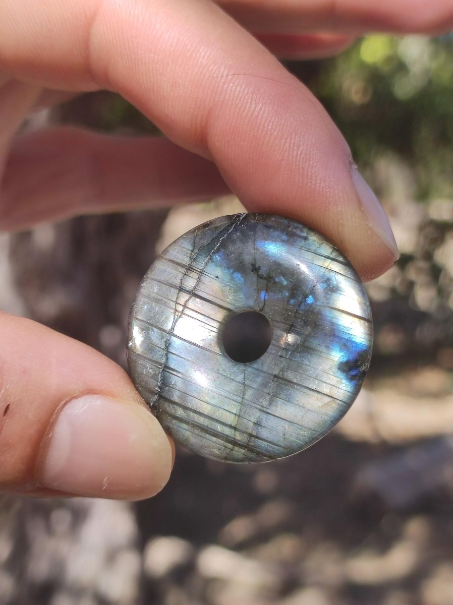 Labradorit ~ 30mm Donut ~ Edelstein Kette blau schimmernd Natur Rarität Schutzsymbol Heilstein Kristall HIPPIE GOA Boho Tibet Ethno - Art of Nature Berlin