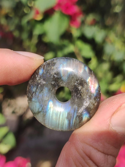 Labradorit ~ 30mm Donut ~ Edelstein Kette blau schimmernd Natur Rarität Schutzsymbol Heilstein Kristall HIPPIE GOA Boho Tibet Ethno - Art of Nature Berlin