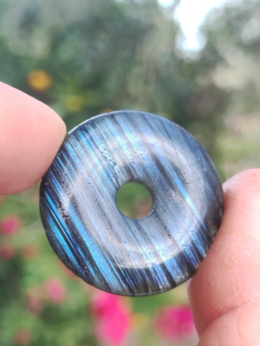 Labradorit ~ 30mm Donut ~ Edelstein Kette blau schimmernd Natur Rarität Schutzsymbol Heilstein Kristall HIPPIE GOA Boho Tibet Ethno - Art of Nature Berlin