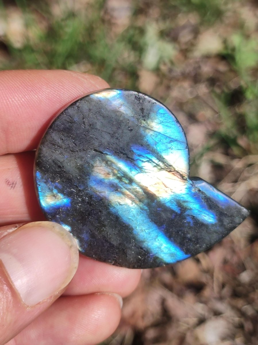 Labradorit AAA - Edelstein Ammonite Deko Kristall Spielkugel Meditation Heilstein Frau Mann Geschenk Er Sie Haus Energie Wohn Traum Schimmer - Art of Nature Berlin