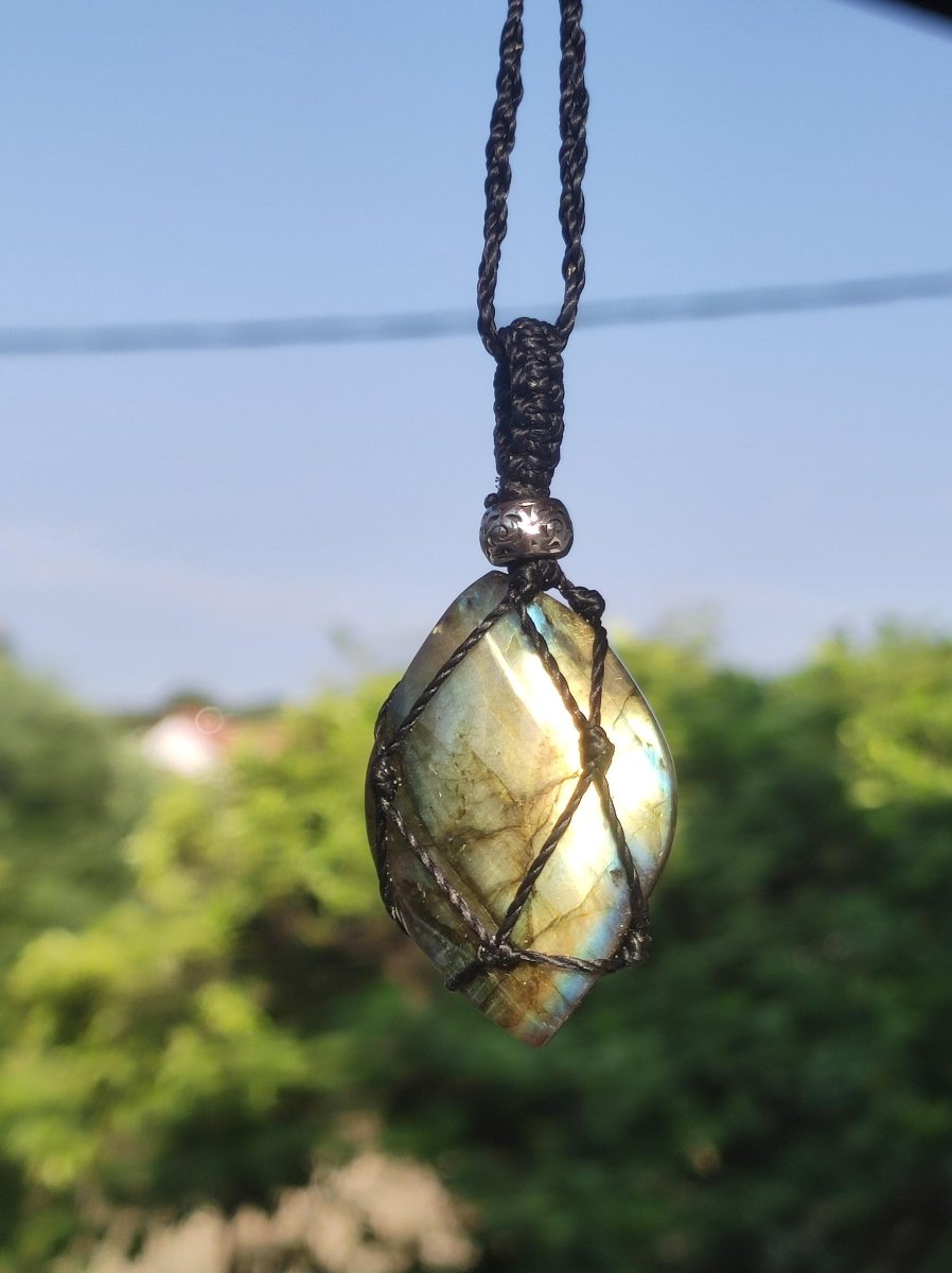 Labradorit - Makramee Edelstein Kette Boho Ethno Vintage Natur Heilstein Gechenk Er Sie Mann Frau Freundin Flash Schimmer Handarbeit Berlin - Art of Nature Berlin