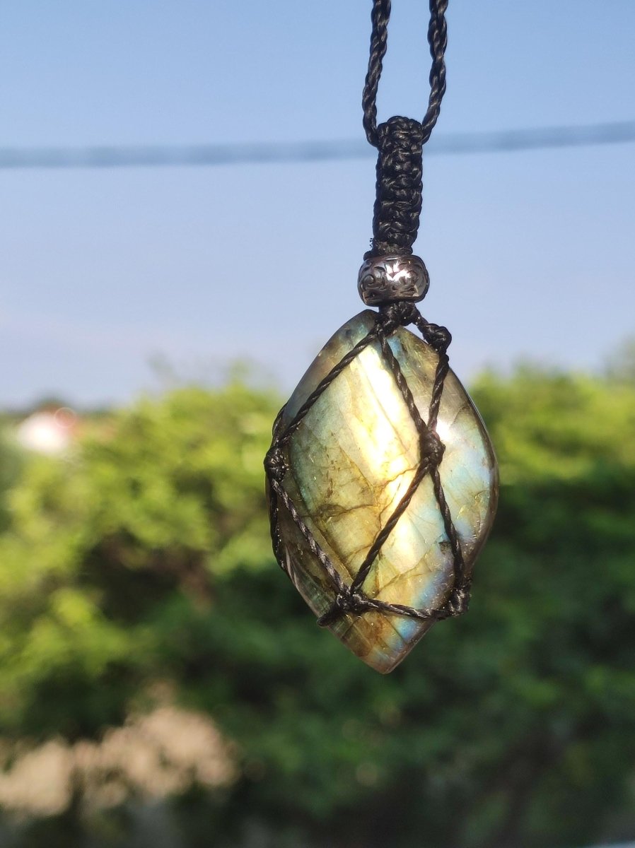 Labradorit - Makramee Edelstein Kette Boho Ethno Vintage Natur Heilstein Gechenk Er Sie Mann Frau Freundin Flash Schimmer Handarbeit Berlin - Art of Nature Berlin