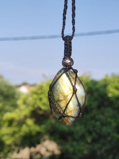 Labradorit - Makramee Edelstein Kette Boho Ethno Vintage Natur Heilstein Gechenk Er Sie Mann Frau Freundin Flash Schimmer Handarbeit Berlin - Art of Nature Berlin
