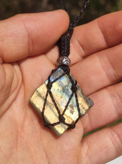 Labradorit ~ Makramee Edelstein Kette ~HIPPIE ~GOA ~Boho ~Ethno ~Nature ~Heilstein ~Flash ~Schimmernd ~Groß ~roh Mineral - Art of Nature Berlin