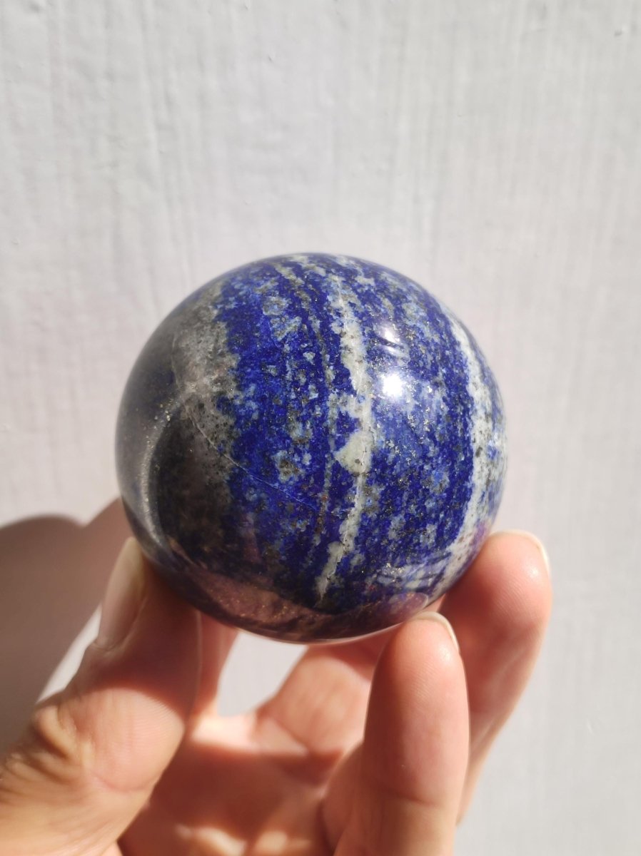 LapisLazuli - Edelstein Kugel Deko Sphere Massage Kristall Spielkugel Meditation Heilstein Frau Mann Geschenk Er Sie Haus Energie Traum Wohn - Art of Nature Berlin