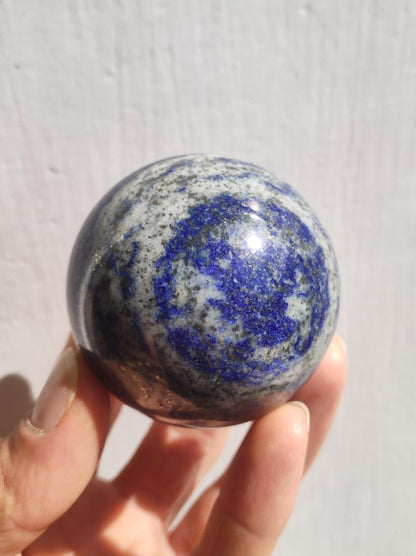 LapisLazuli - Edelstein Kugel Deko Sphere Massage Kristall Spielkugel Meditation Heilstein Frau Mann Geschenk Er Sie Haus Energie Traum Wohn - Art of Nature Berlin