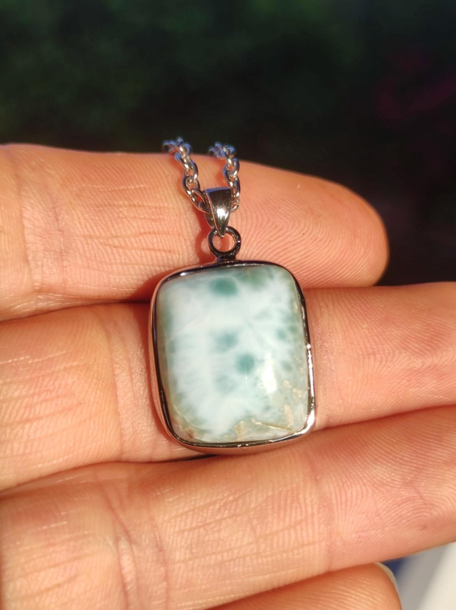 Larimar AAA "Atlantis Stone" Edelstein Kette 925 Sterling Silber Frau Schmuck Edel Natur Heilstein Hippie Rarität Meer Himmel blau Geschenk - Art of Nature Berlin