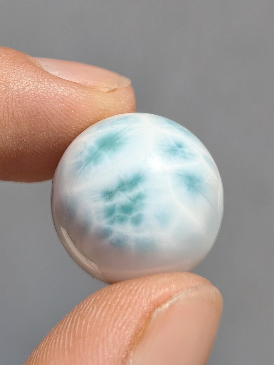 Larimar AAA - Edelstein Kugel blau Deko Sphere Kristall Geschenk blau Natur Heilstein Natur Sammler Mineral Geschenk Meer Himmel - Art of Nature Berlin