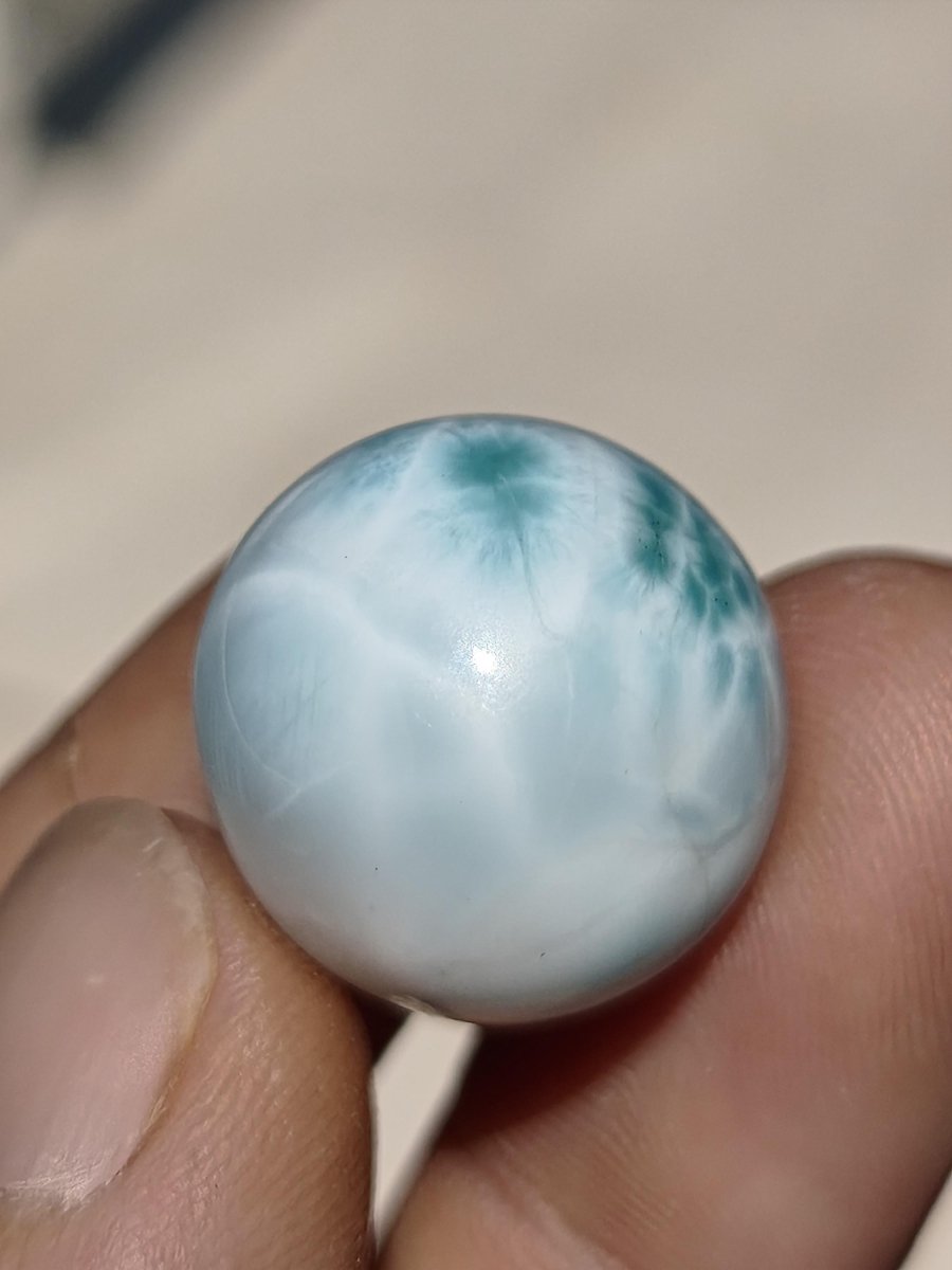 Larimar AAA - Edelstein Kugel blau Deko Sphere Kristall Geschenk blau Natur Heilstein Natur Sammler Mineral Geschenk Meer Himmel - Art of Nature Berlin