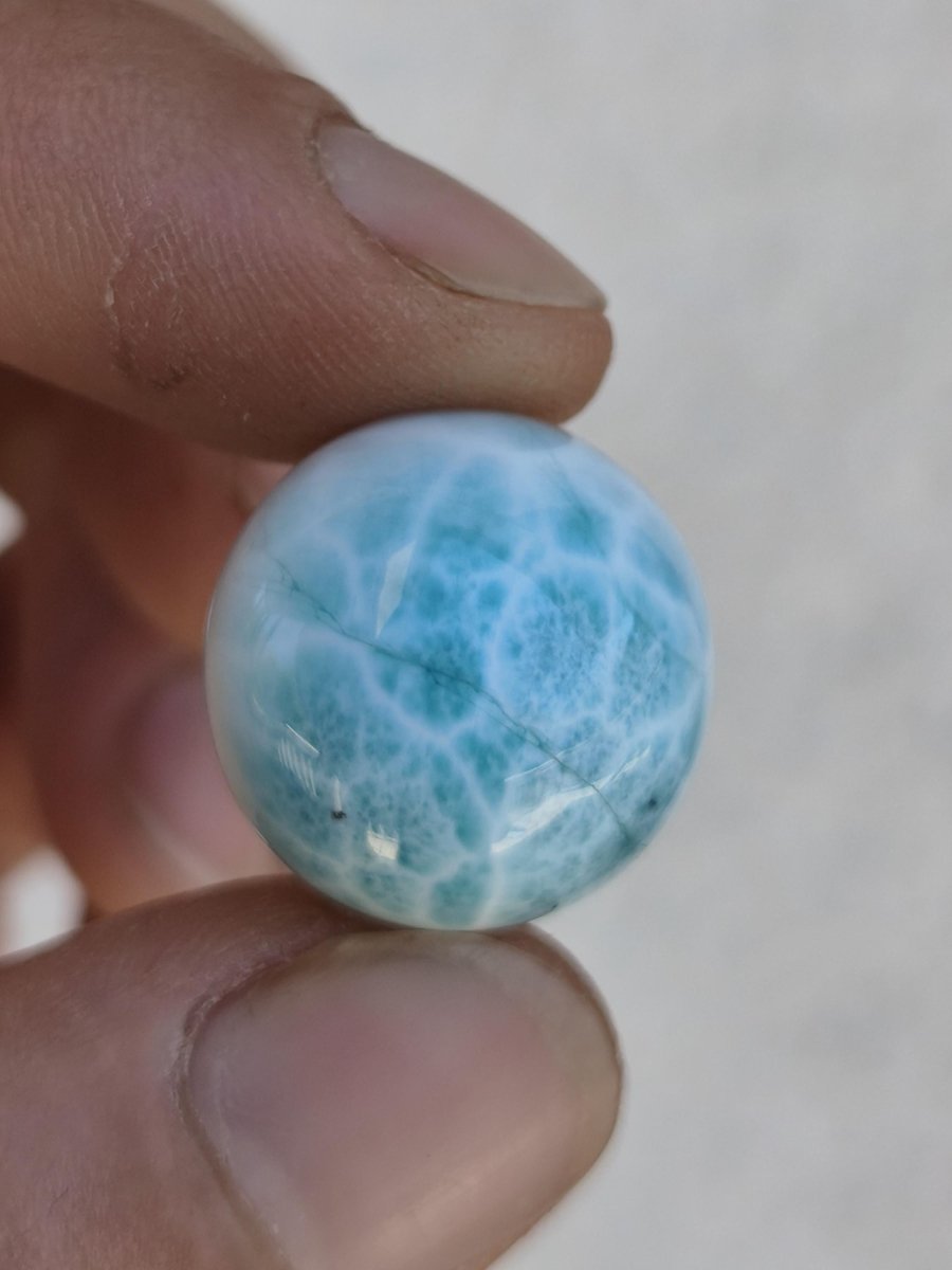 Larimar AAA - Edelstein Kugel blau Deko Sphere Kristall Geschenk blau Natur Heilstein Natur Sammler Mineral Geschenk Meer Himmel - Art of Nature Berlin