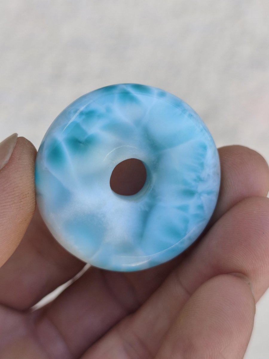 Larimar AAA Kette Donut Edelstein Sammler Rarität blau Meer Fraktale Muster Natur Frau Mann Geschenk Er Sie Besonders Rar Traumhaft Anhänger - Art of Nature Berlin