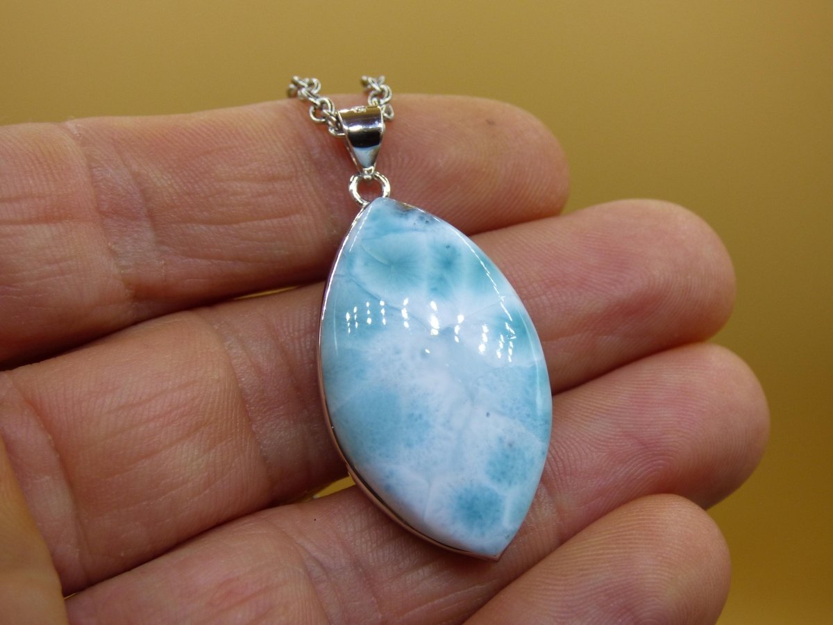 Larimar AAA &quot;Atlantis Stone&quot; Edelstein Kette 925 Sterling Silber Frau Schmuck Edel Natur Heilstein Hippie Rarität Meer Himmel blau Geschenk - Art of Nature Berlin