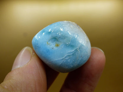 Larimar AB - ungebohrt - Handschmeichler Dekostein blau Natur Kristall HIPPIE GOA Boho Ethno Nature Heilstein Sammler Mineral Geschenk Meer - Art of Nature Berlin