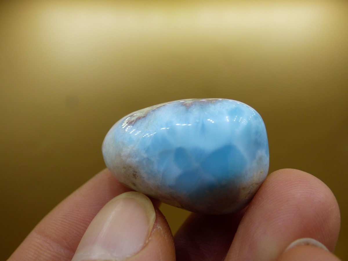 Larimar AB - ungebohrt - Handschmeichler Dekostein blau Natur Kristall HIPPIE GOA Boho Ethno Nature Heilstein Sammler Mineral Geschenk Meer - Art of Nature Berlin