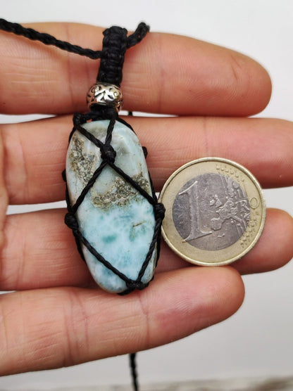 Larimar "Atlantis Stein" blau ~ Makramee Edelstein Kette Kristall Rarität Unikat Selten GOA Boho Ethno Natur Kraft Heilstein Meer Himmelblau - Art of Nature Berlin