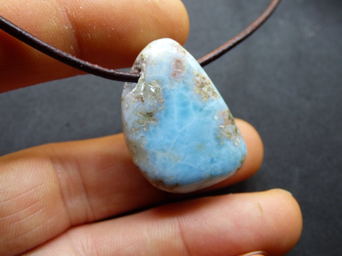 Larimar "Atlantis Stone" ~ Edelstein Kette blau Kristall Ethno Nature Heilstein Natur Sammler Mineral Geschenk Meer Himmel Goa Hippie Boho - Art of Nature Berlin