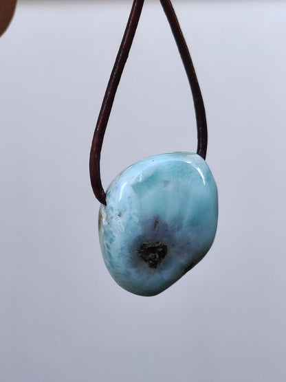 Larimar "Atlantis Stone" ~ Edelstein Kette blau Kristall Ethno Nature Heilstein Natur Sammler Mineral Geschenk Meer Himmel Goa Hippie Boho - Art of Nature Berlin