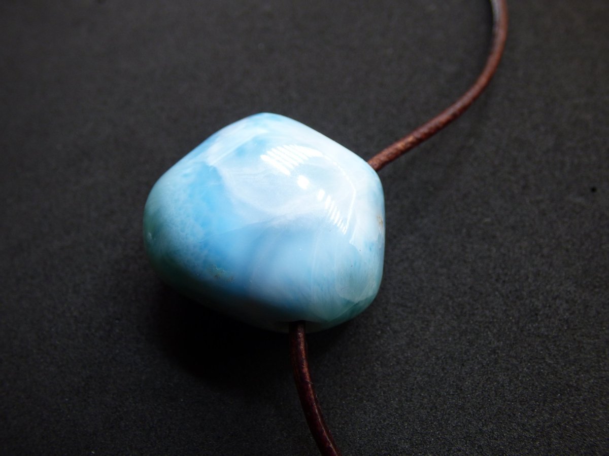 Larimar "Atlantis Stone" ~ Edelstein Kette blau Kristall Ethno Nature Heilstein Natur Sammler Mineral Geschenk Meer Himmel Goa Hippie Boho - Art of Nature Berlin