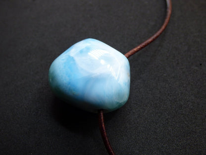 Larimar "Atlantis Stone" ~ Edelstein Kette blau Kristall Ethno Nature Heilstein Natur Sammler Mineral Geschenk Meer Himmel Goa Hippie Boho - Art of Nature Berlin