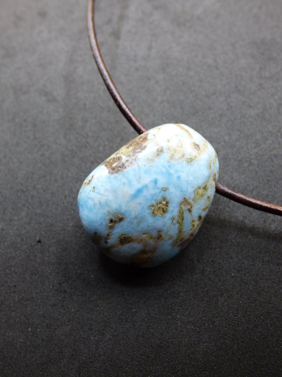 Larimar "Atlantis Stone" ~ Edelstein Kette blau Kristall Ethno Nature Heilstein Natur Sammler Mineral Geschenk Meer Himmel Goa Hippie Boho - Art of Nature Berlin