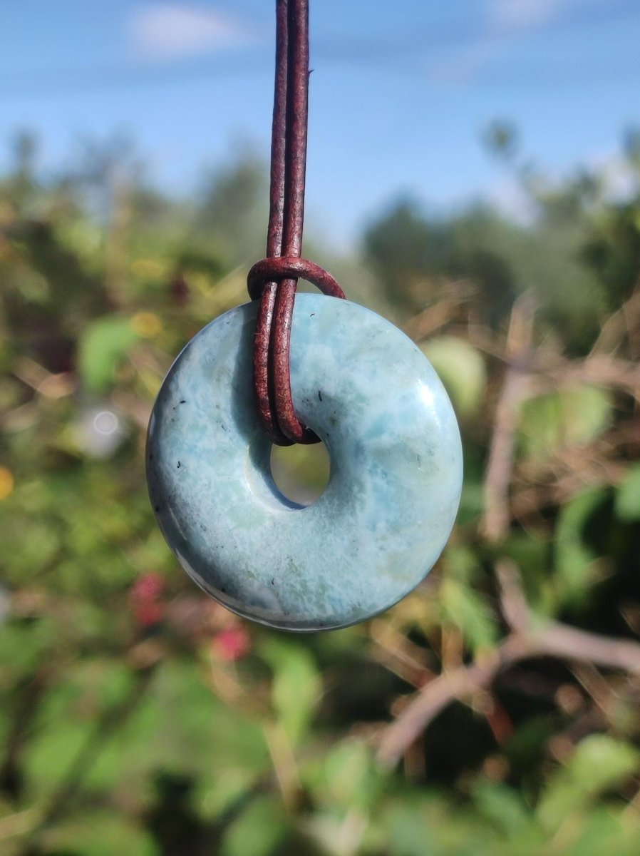 Larimar "Atlantis Stone Schutz Donut Edelstein Kette blau Heilstein Rarität Natur Edel Frau Geschenk Selten Sammler Energie Kraft Ruhe Glück - Art of Nature Berlin