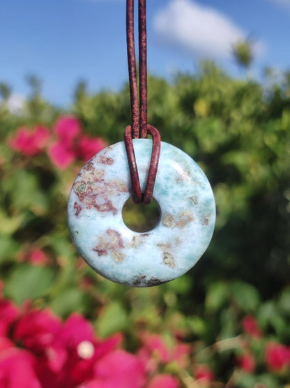 Larimar "Atlantis Stone Schutz Donut Edelstein Kette blau Heilstein Rarität Natur Edel Frau Geschenk Selten Sammler Energie Kraft Ruhe Glück - Art of Nature Berlin