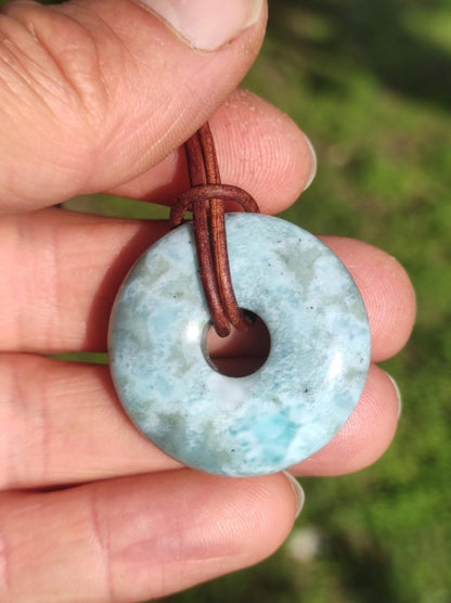 Larimar "Atlantis Stone Schutz Donut Edelstein Kette blau Heilstein Rarität Natur Edel Frau Geschenk Selten Sammler Energie Kraft Ruhe Glück - Art of Nature Berlin