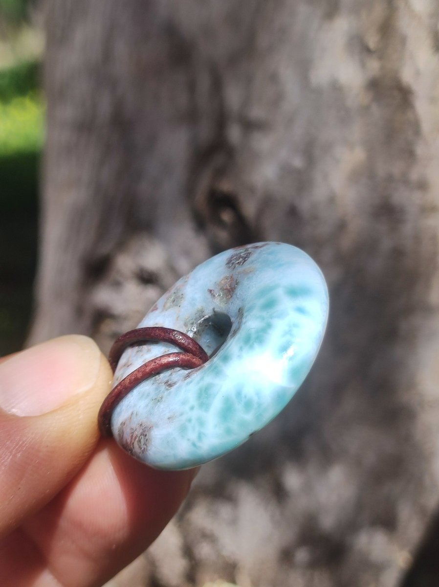 Larimar "Atlantis Stone Schutz Donut Edelstein Kette blau Heilstein Rarität Natur Edel Frau Geschenk Selten Sammler Energie Kraft Ruhe Glück - Art of Nature Berlin