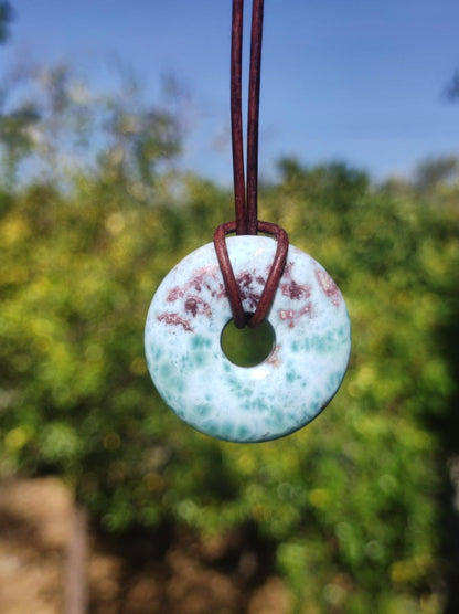 Larimar "Atlantis Stone Schutz Donut Edelstein Kette blau Heilstein Rarität Natur Edel Frau Geschenk Selten Sammler Energie Kraft Ruhe Glück - Art of Nature Berlin